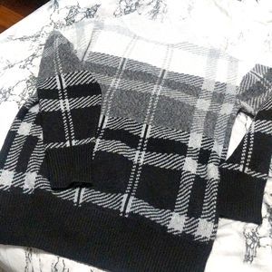 Venus plaid sweater